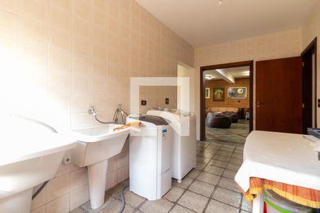 Casa para alugar com 640m², 8 quartos e 4 vagasÁrea de Serviço