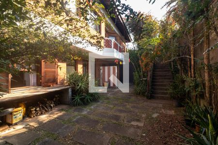 Casa para alugar com 640m², 8 quartos e 4 vagasÁrea de Serviço