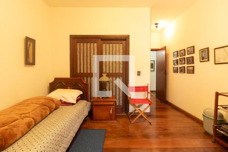 Casa para alugar com 640m², 8 quartos e 4 vagasQuarto 4