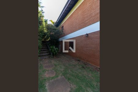 Casa para alugar com 640m², 8 quartos e 4 vagasQuintal