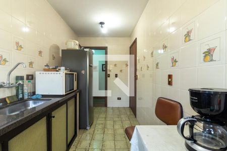 Casa para alugar com 640m², 8 quartos e 4 vagasCozinha