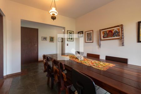 Casa para alugar com 640m², 8 quartos e 4 vagasSala de Jantar