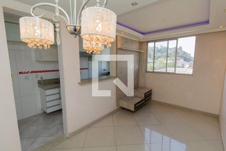 Sala de apartamento para alugar com 2 quartos, 44m² em Jardim Santa Teresinha, São Paulo