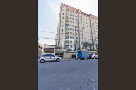 Apartamento para alugar com 44m², 2 quartos e 1 vaga Apartamento para alugar com 44m², 2 quartos e 1 vagaFachada