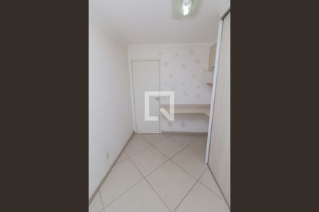 Quarto 1 de apartamento para alugar com 2 quartos, 44m² em Jardim Santa Teresinha, São Paulo