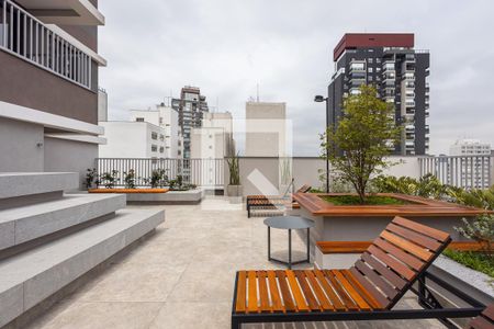Studio para alugar com 27m², 1 quarto e sem vaga Studio para alugar com 27m², 1 quarto e sem vagaTerraço