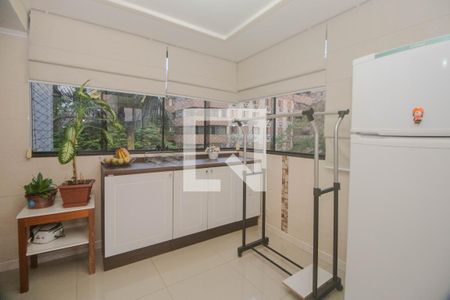 Apartamento à venda com 94m², 3 quartos e 2 vagas Apartamento à venda com 94m², 3 quartos e 2 vagasCozinha e Área de Serviço