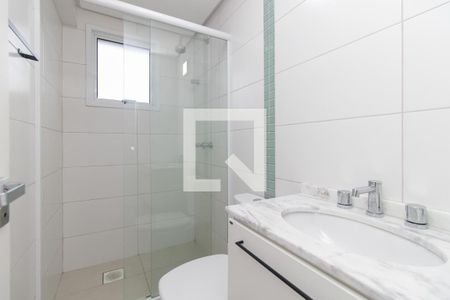 Banheiro da Suíte de apartamento para alugar com 2 quartos, 70m² em Santo Antônio, Porto Alegre