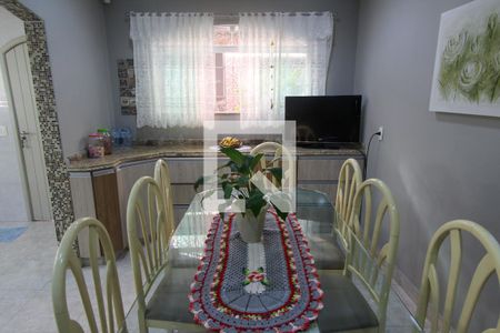 Casa à venda com 300m², 3 quartos e 4 vagasCozinha