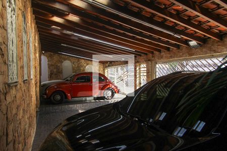 Casa à venda com 300m², 3 quartos e 4 vagasGaragem