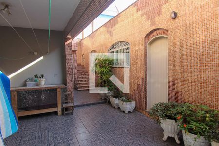 Casa à venda com 300m², 3 quartos e 4 vagasQuintal