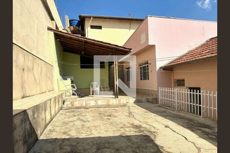Casa à venda com 167m², 4 quartos e 3 vagasQuintal