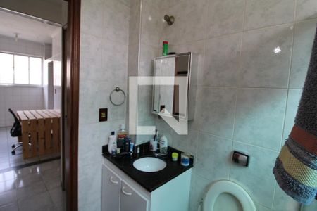 Apartamento à venda com 79m², 2 quartos e sem vagaBanheiro