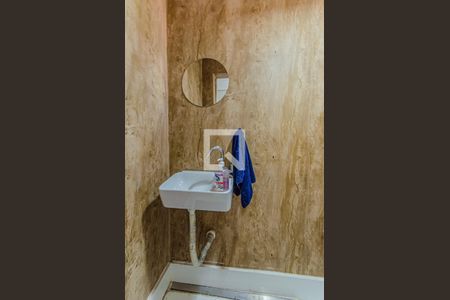 Casa à venda com 300m², 4 quartos e 4 vagasLavabo