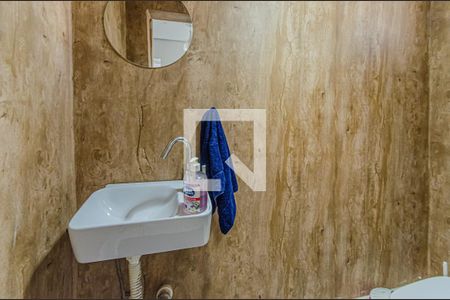 Casa à venda com 300m², 4 quartos e 4 vagasLavabo