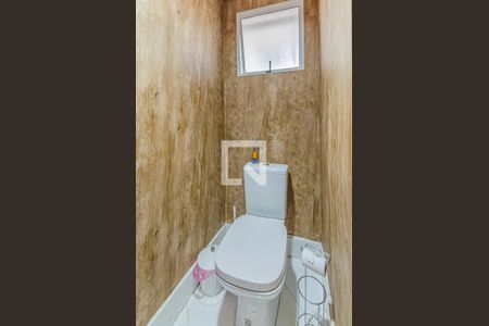 Casa à venda com 300m², 4 quartos e 4 vagasLavabo