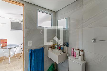 Casa à venda com 300m², 4 quartos e 4 vagasBanheiro da Suíte 1