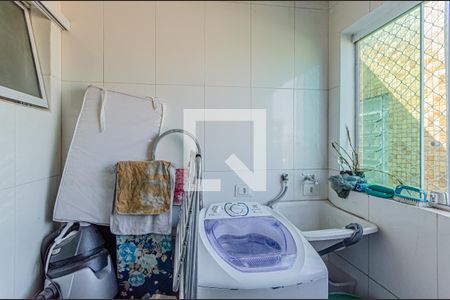 Casa à venda com 300m², 4 quartos e 4 vagasÁrea de Serviço