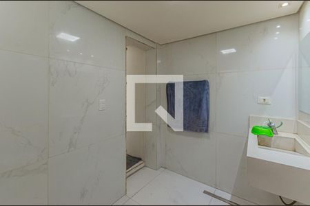 Casa à venda com 300m², 4 quartos e 4 vagasBanheiro da Suíte 3