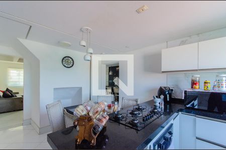 Casa à venda com 300m², 4 quartos e 4 vagasCozinha