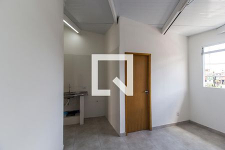 Sala/Quarto de kitnet/studio para alugar com 1 quarto, 19m² em Cidade Ariston Estela Azevedo, Carapicuíba