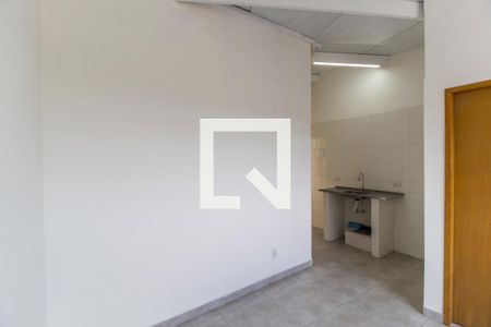 Sala/Quarto de kitnet/studio para alugar com 1 quarto, 19m² em Cidade Ariston Estela Azevedo, Carapicuíba