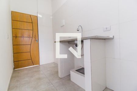 Cozinha de kitnet/studio para alugar com 1 quarto, 19m² em Cidade Ariston Estela Azevedo, Carapicuíba