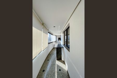 Apartamento para alugar com 149m², 3 quartos e 2 vagasVaranda da Sala