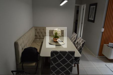 Apartamento à venda com 59m², 2 quartos e 1 vaga Apartamento à venda com 59m², 2 quartos e 1 vagaSala