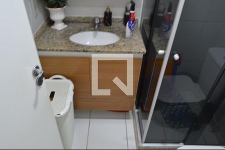 Apartamento à venda com 59m², 2 quartos e 1 vaga Apartamento à venda com 59m², 2 quartos e 1 vagaBanheiro