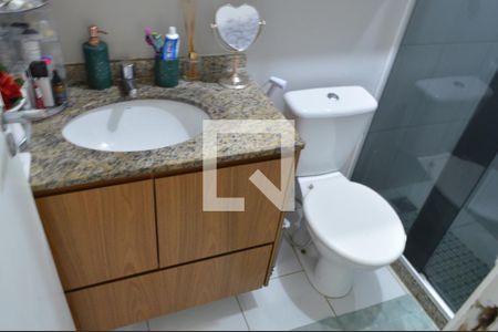 Apartamento à venda com 59m², 2 quartos e 1 vaga Apartamento à venda com 59m², 2 quartos e 1 vagaBanheiro da Suíte