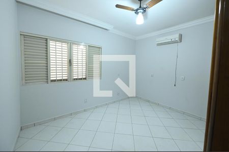 Casa para alugar com 300m², 4 quartos e 7 vagasQuarto 3
