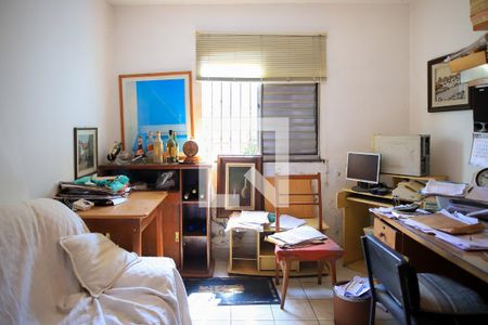 Casa à venda com 350m², 4 quartos e 2 vagas Casa à venda com 350m², 4 quartos e 2 vagasquarto1