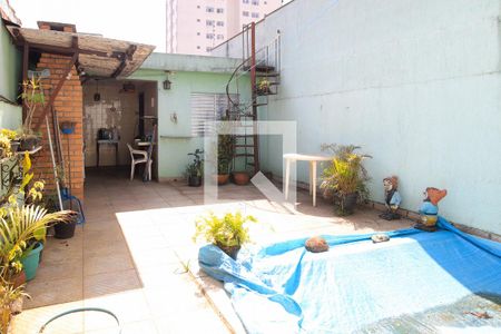 Casa à venda com 350m², 4 quartos e 2 vagas Casa à venda com 350m², 4 quartos e 2 vagasQuintal