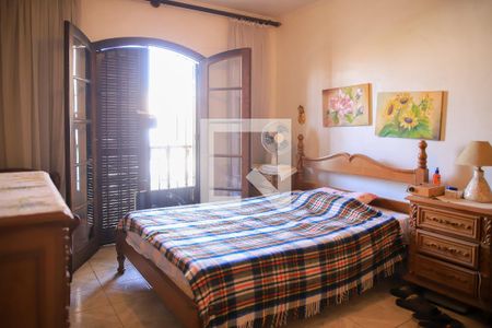 Casa à venda com 350m², 4 quartos e 2 vagas Casa à venda com 350m², 4 quartos e 2 vagasquarto 2