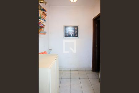 Casa à venda com 350m², 4 quartos e 2 vagas Casa à venda com 350m², 4 quartos e 2 vagasquarto1