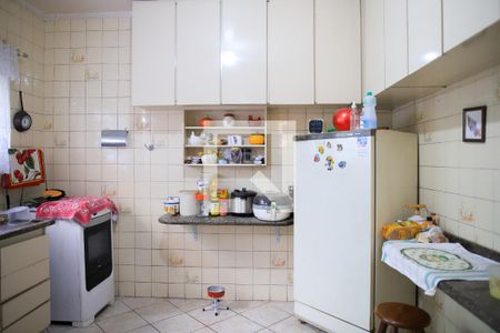 Casa à venda com 350m², 4 quartos e 2 vagas Casa à venda com 350m², 4 quartos e 2 vagasCozinha