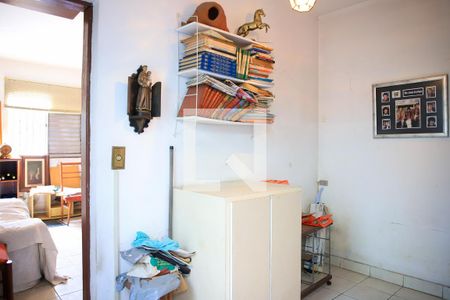 Casa à venda com 350m², 4 quartos e 2 vagas Casa à venda com 350m², 4 quartos e 2 vagasquarto1