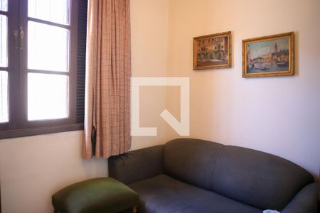 Casa à venda com 350m², 4 quartos e 2 vagas Casa à venda com 350m², 4 quartos e 2 vagasquarto3