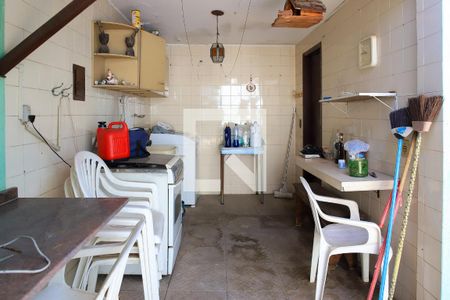 Casa à venda com 350m², 4 quartos e 2 vagas Casa à venda com 350m², 4 quartos e 2 vagasQuintal