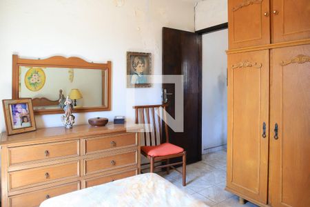 Casa à venda com 350m², 4 quartos e 2 vagas Casa à venda com 350m², 4 quartos e 2 vagasquarto5