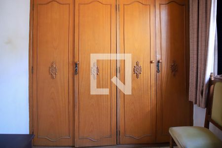 Casa à venda com 350m², 4 quartos e 2 vagas Casa à venda com 350m², 4 quartos e 2 vagasquarto3