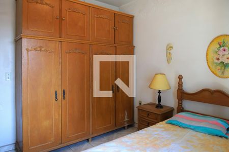 Casa à venda com 350m², 4 quartos e 2 vagas Casa à venda com 350m², 4 quartos e 2 vagasquarto5