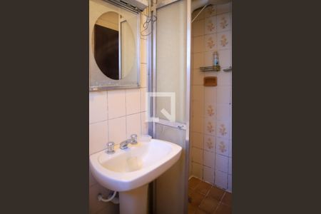 Casa à venda com 350m², 4 quartos e 2 vagas Casa à venda com 350m², 4 quartos e 2 vagasBanheiro