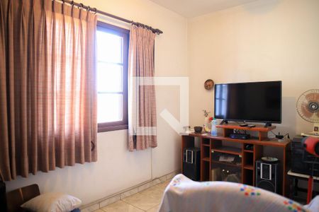 Casa à venda com 350m², 4 quartos e 2 vagas Casa à venda com 350m², 4 quartos e 2 vagasquarto4