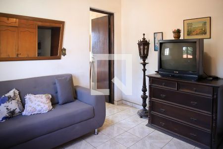 Casa à venda com 350m², 4 quartos e 2 vagas Casa à venda com 350m², 4 quartos e 2 vagasquarto5