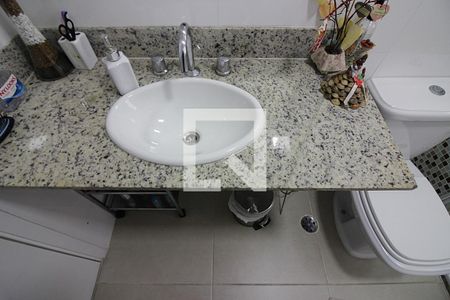 Apartamento à venda com 107m², 3 quartos e 2 vagasBanheiro Social