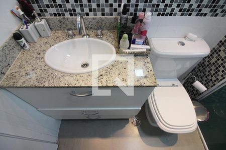 Apartamento à venda com 107m², 3 quartos e 2 vagasQuarto 1 - Suíte Banheiro