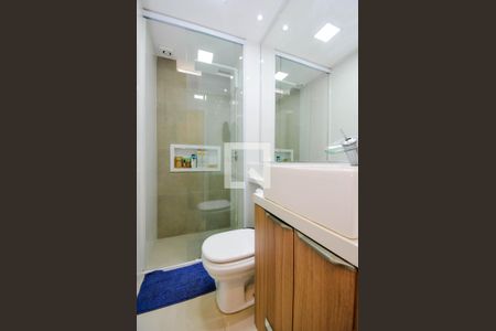 Apartamento à venda com 67m², 3 quartos e 1 vaga Apartamento à venda com 67m², 3 quartos e 1 vagaBanheiro Social