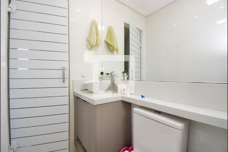 Apartamento à venda com 67m², 3 quartos e 1 vaga Apartamento à venda com 67m², 3 quartos e 1 vagaBanheiro da Suíte